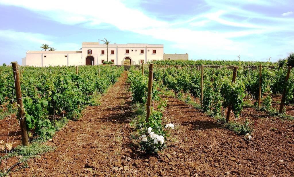 Agriturismo Baglio Donnafranca Wine Resort Marsala Exterior photo